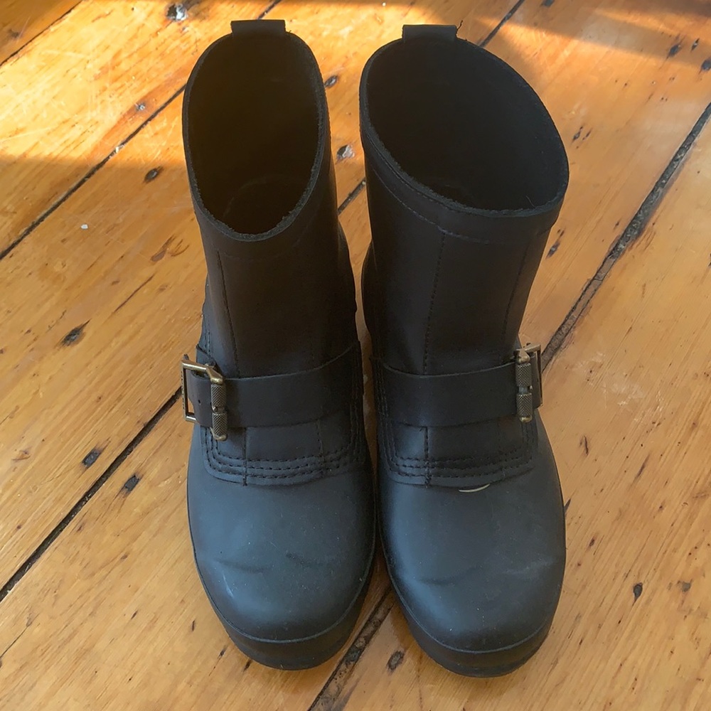 Hunter rain boots